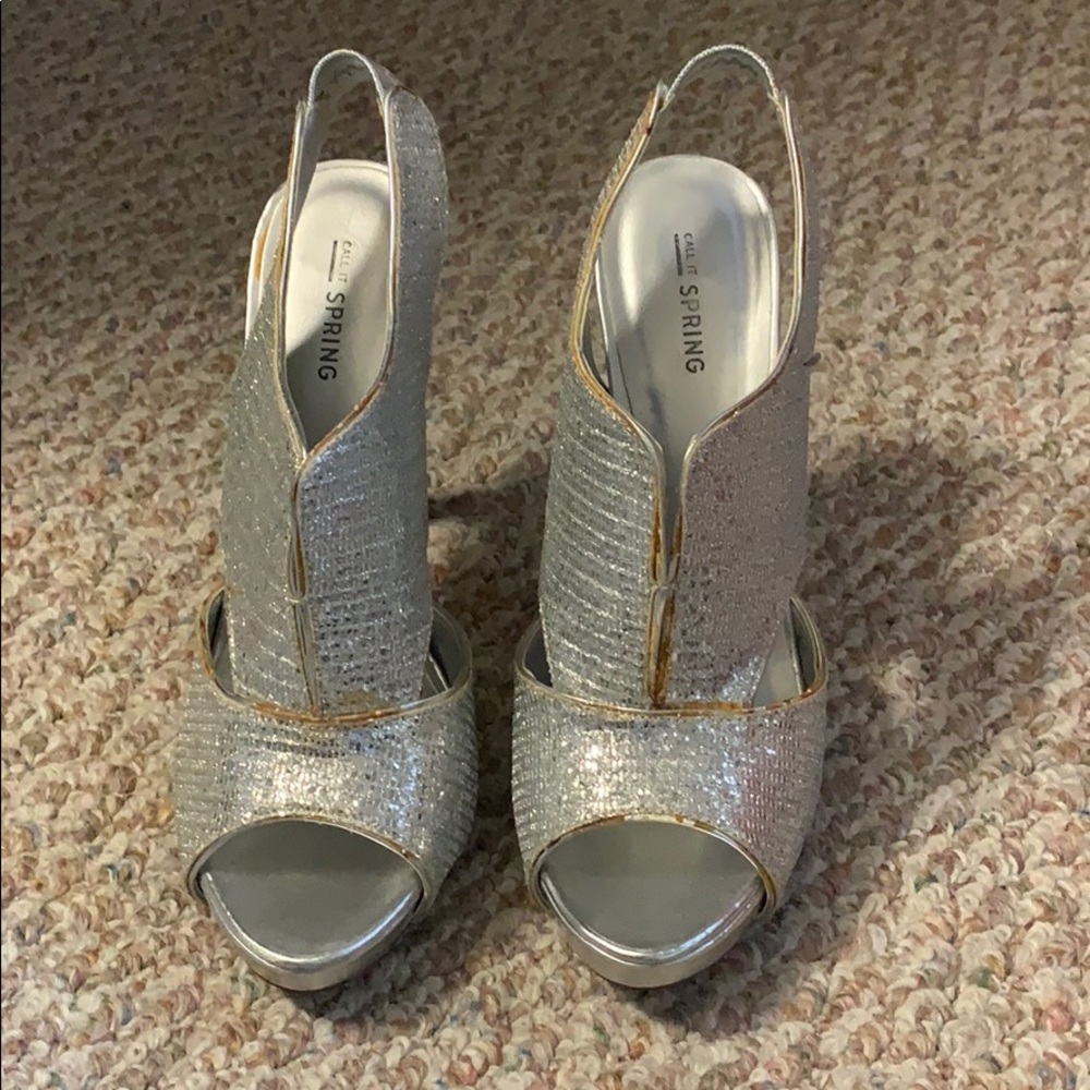 High heel shoes
